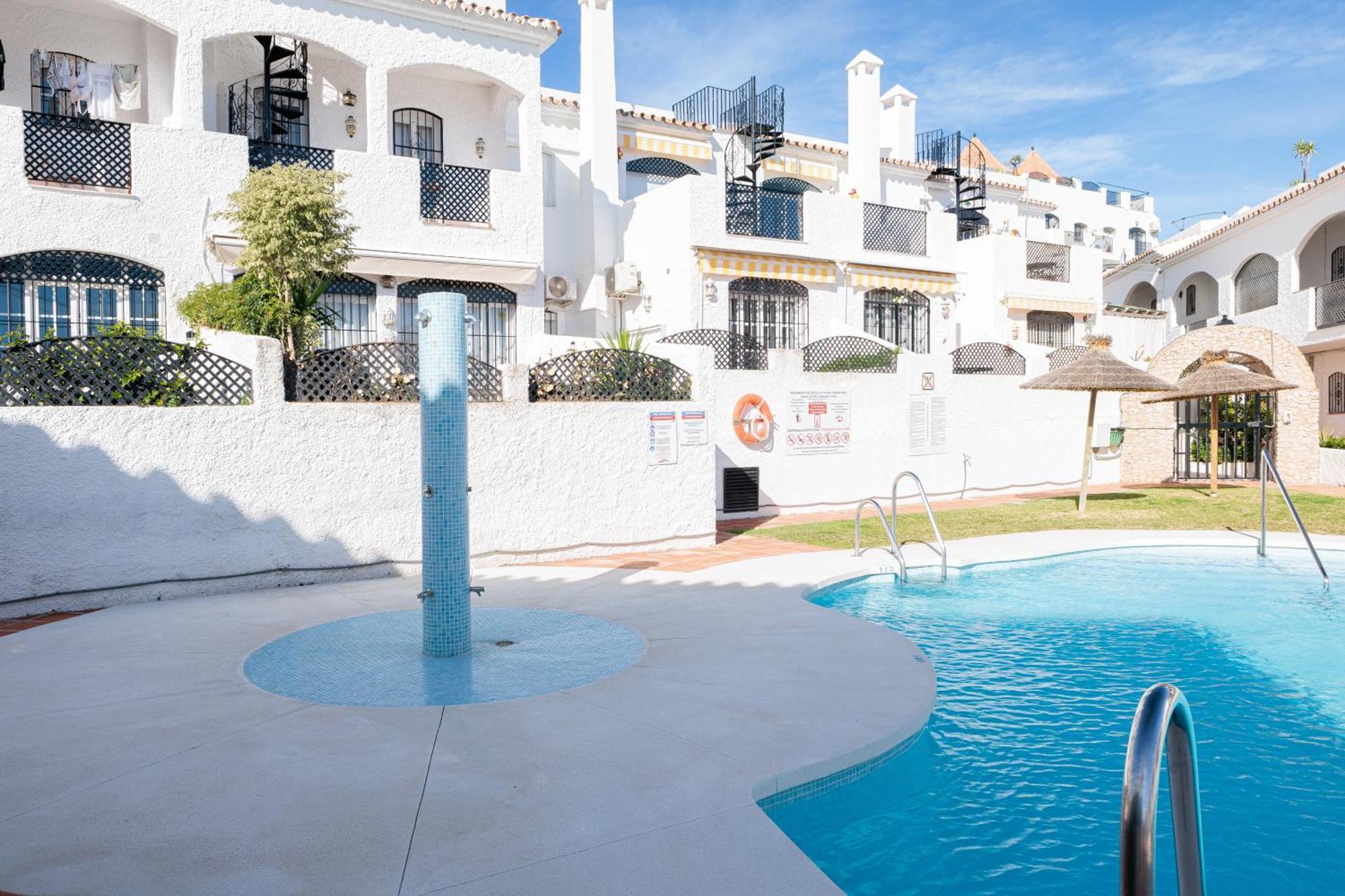 Cosy Apartment In Verano Azul نيرخا المظهر الخارجي الصورة